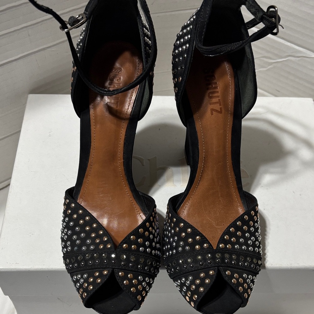 Schulz studded suede leather wedge. Made in Brazil. EUC